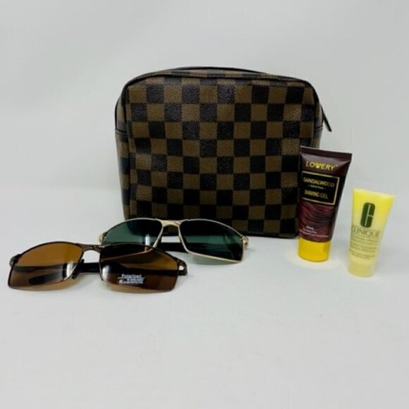 Clinique Other - Men's set feat. Clinique and Lowery